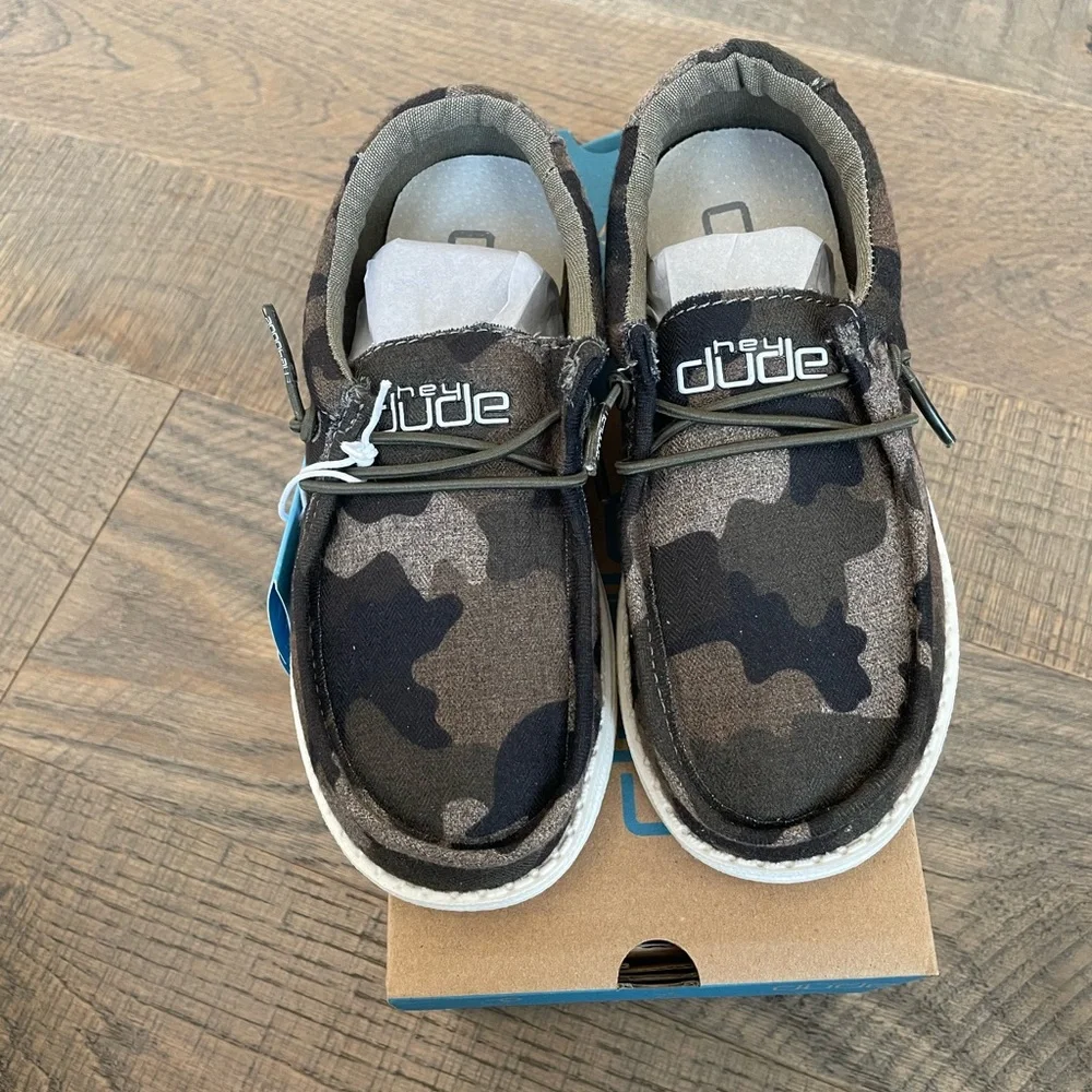 Hey Dude Youth Linen Camo Shoes - Picture 2 of 3
